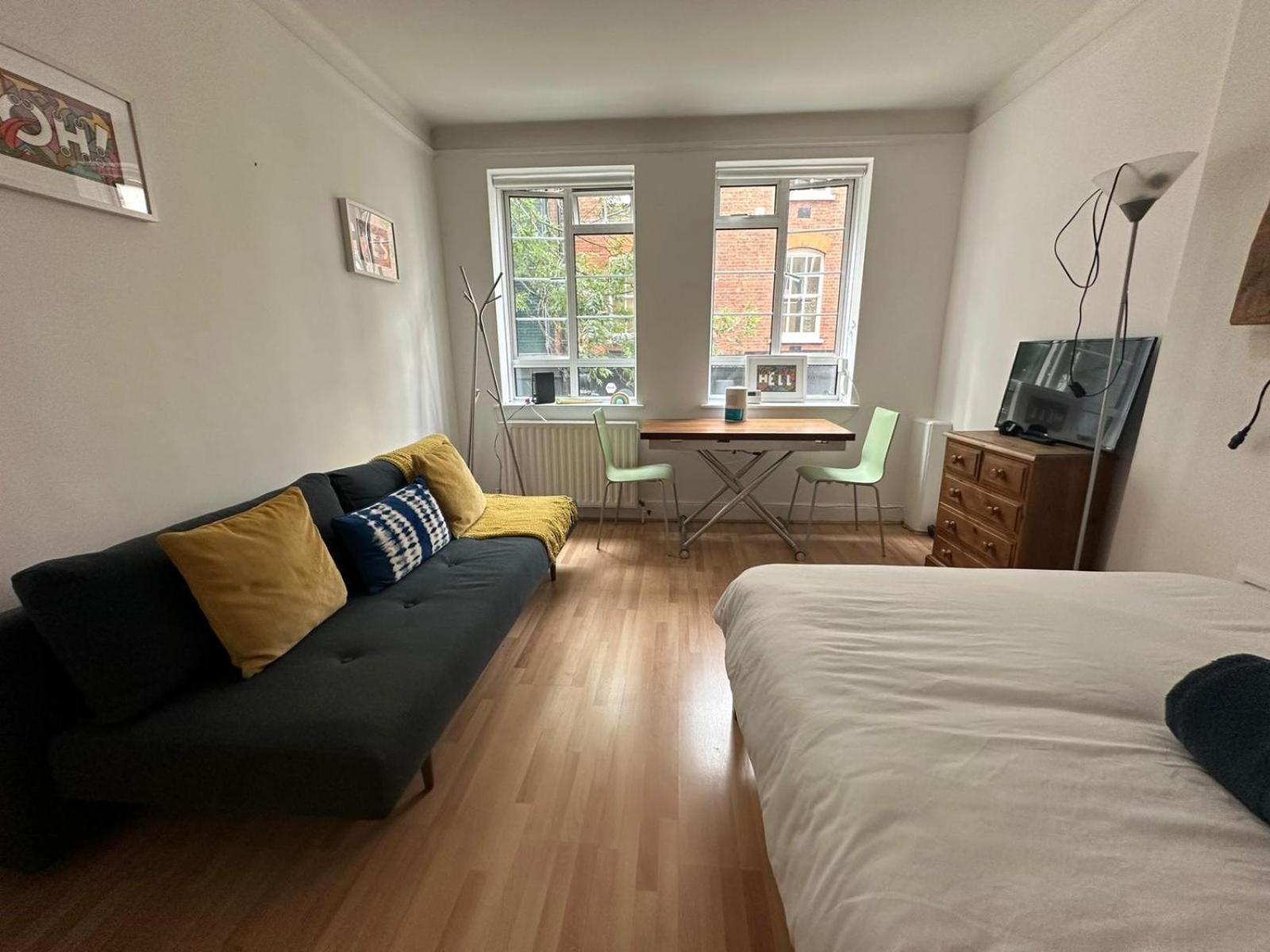 Cosy Covent Garden Central Apartment لندن المظهر الخارجي الصورة